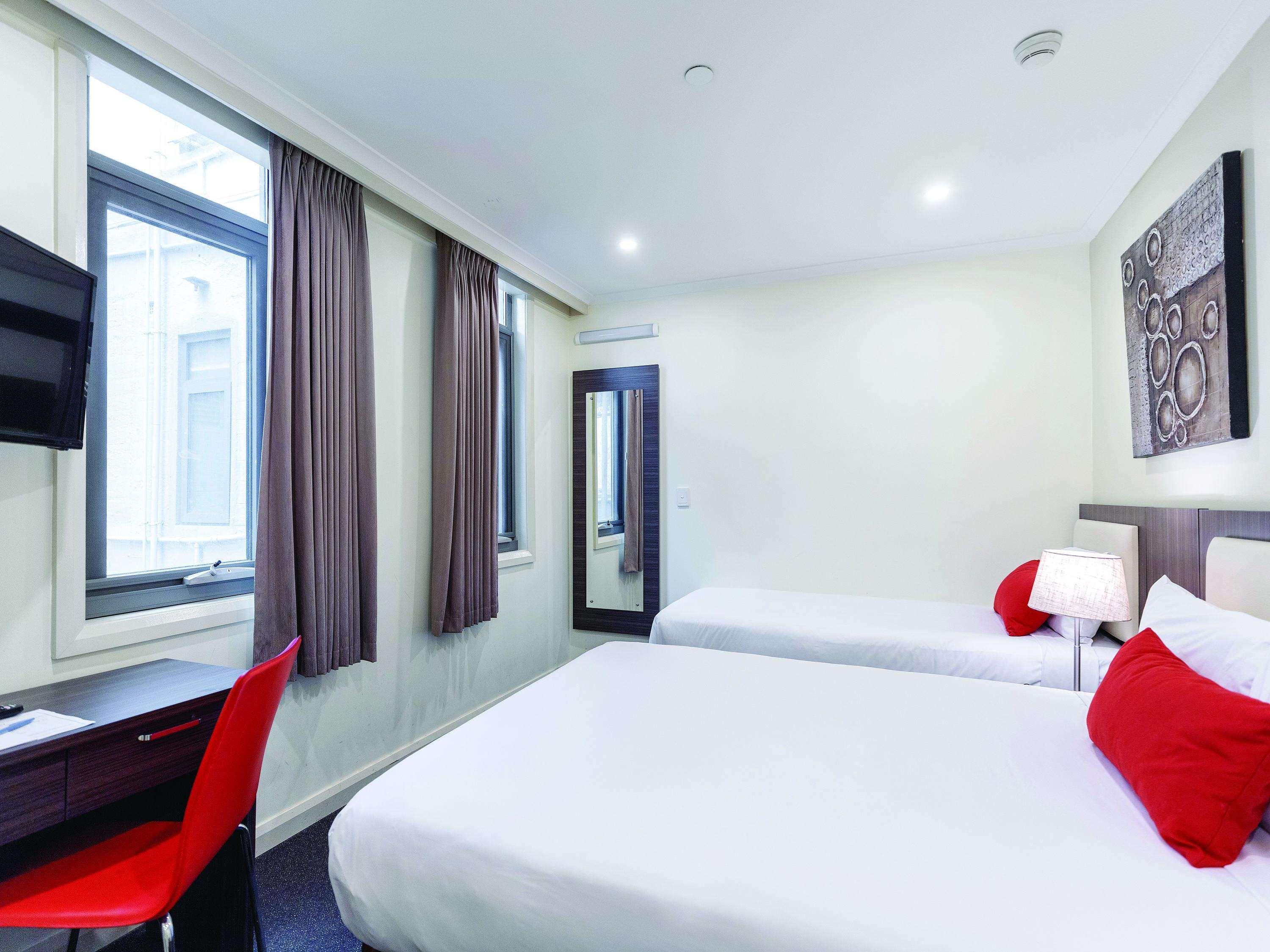 Ibis Styles Kingsgate Hotel Melbourne Exterior photo